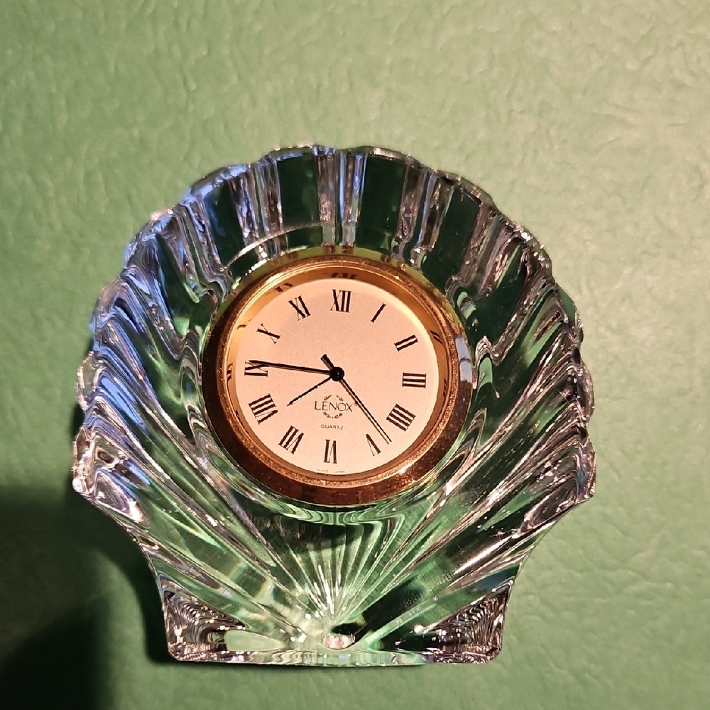 Lenox Crystal Shell Clock - Picture 6 of 6